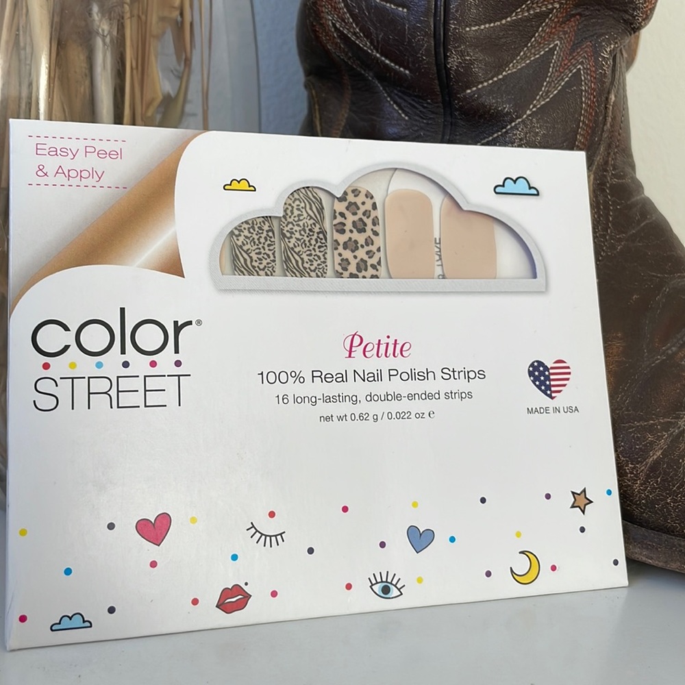 Color street petite nail strips, cheetah and pastel!